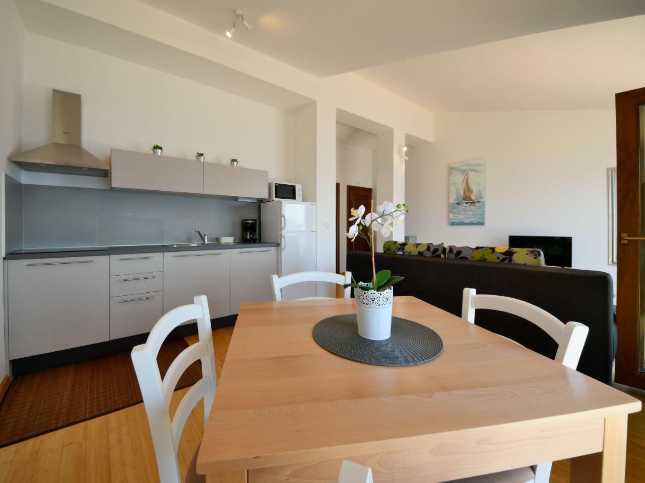 Apartment Val 2-1 By Interhome Sveti Juraj Extérieur photo